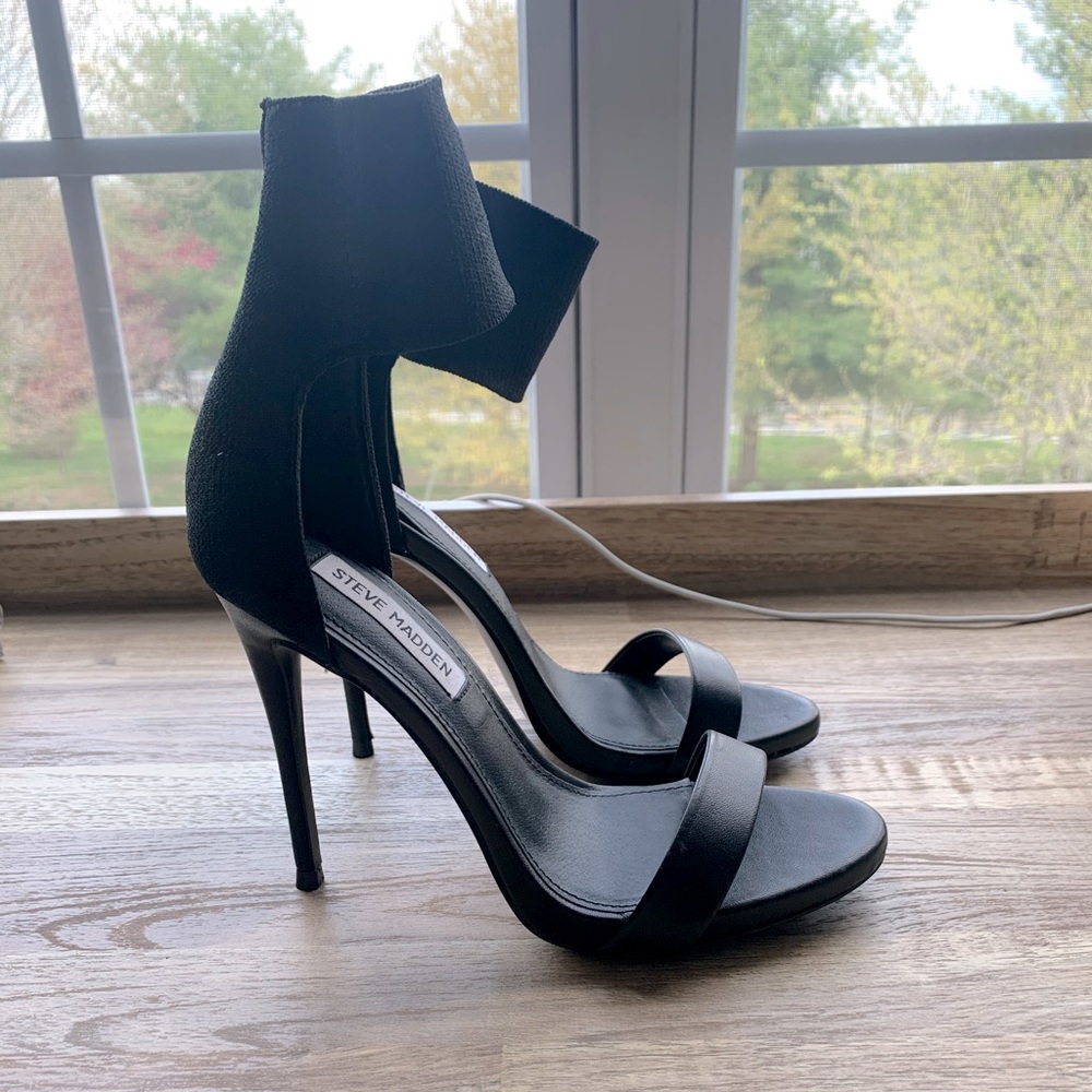 Steve Madden Pumps
